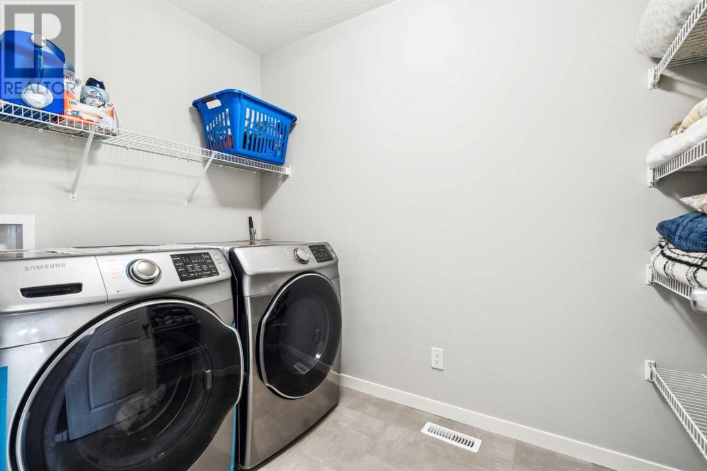 416 Livingston View NE, Calgary, Alberta