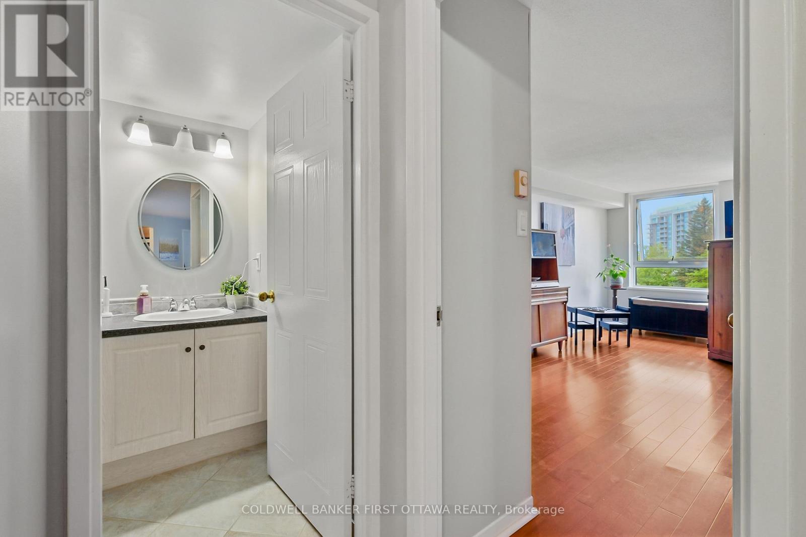 Photo 30 of 412 80 Sandcastle Drive, Ottawa ON