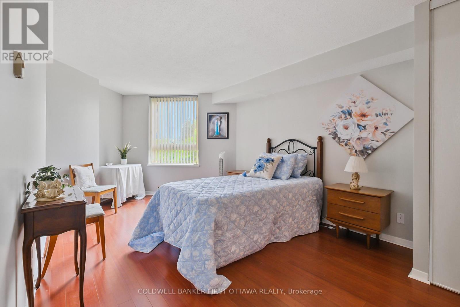 Photo 14 of 412 80 Sandcastle Drive, Ottawa ON
