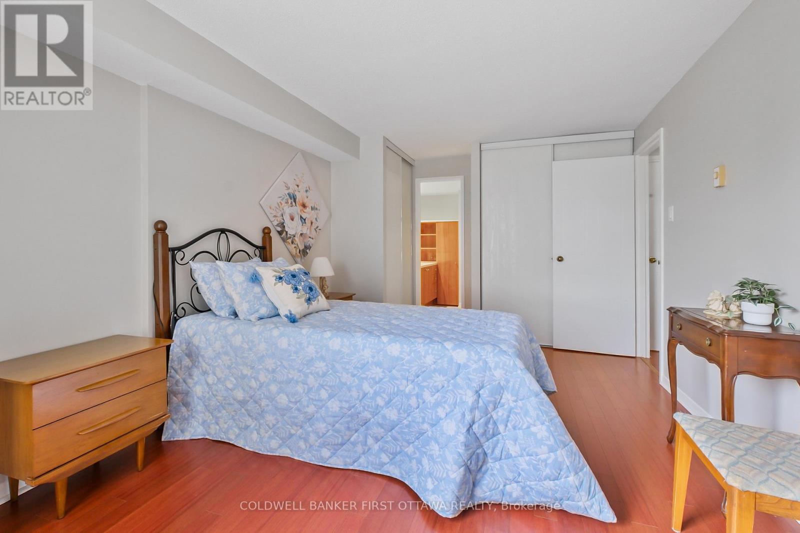 Photo 5 of 412 80 Sandcastle Drive, Ottawa ON