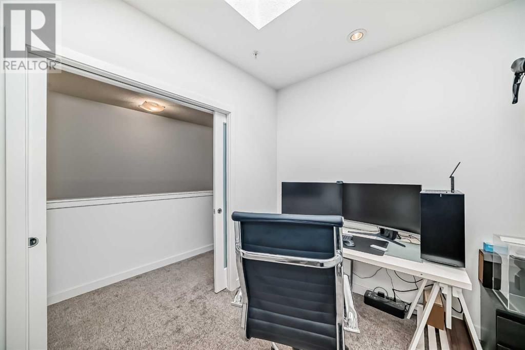 Single Family House for Sale in   Rosscarrock Gate SW Rosscarrock Calgary 