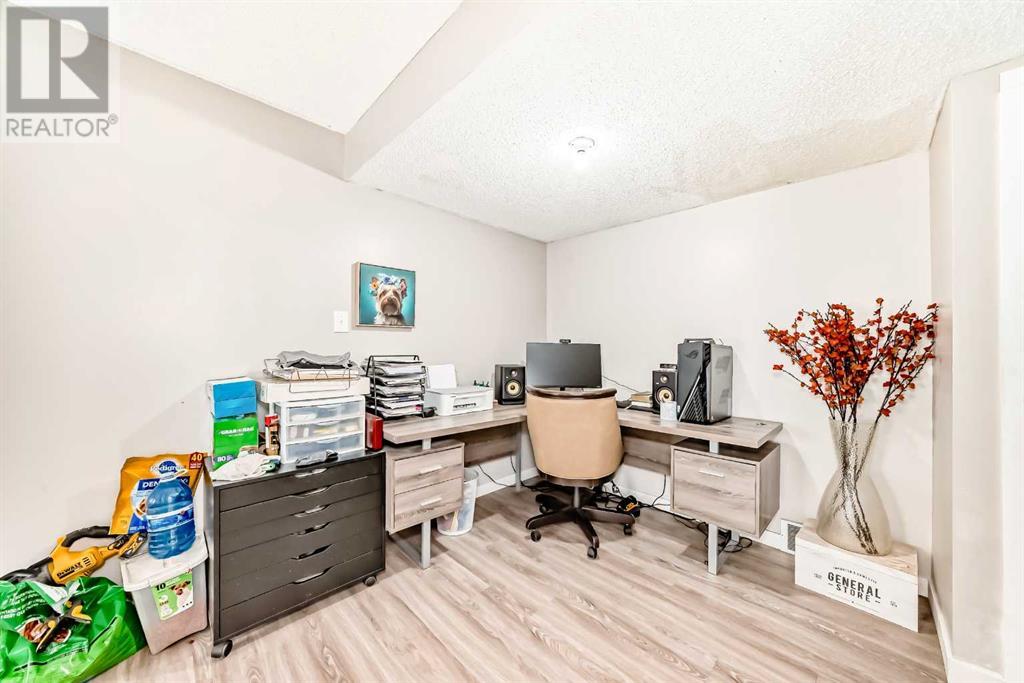 Single Family House 4 Level for Sale in  Bridleglen Road SW Bridlewood Calgary 