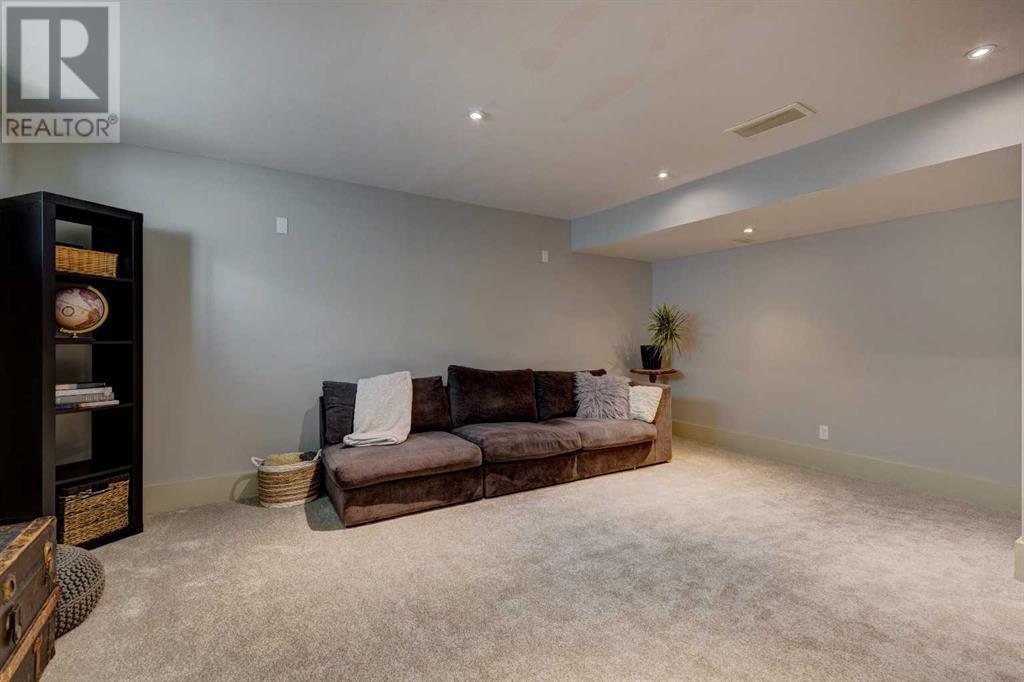Single Family House for Sale in   Wentworth Avenue SW West Springs Calgary 