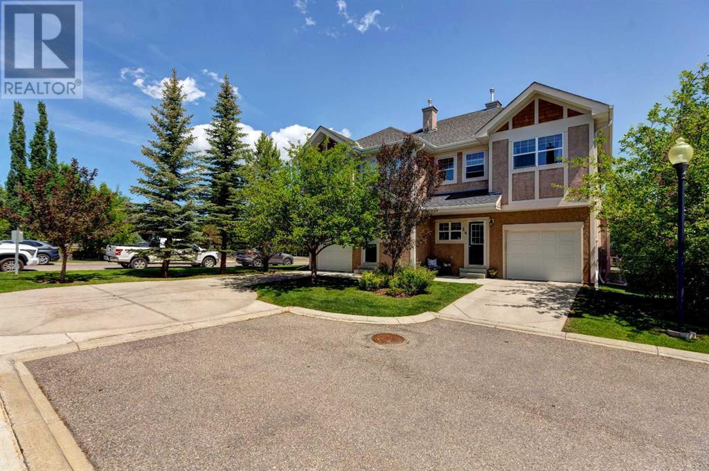Single Family House for Sale in   Wentworth Avenue SW West Springs Calgary 