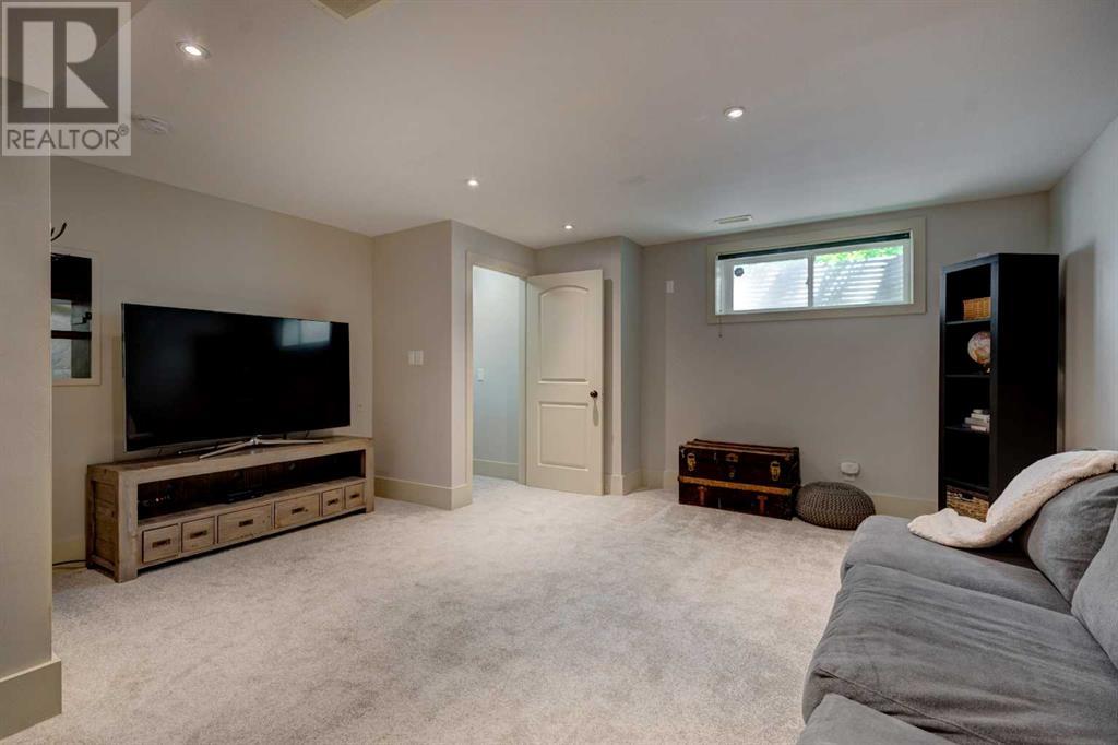Single Family House for Sale in   Wentworth Avenue SW West Springs Calgary 