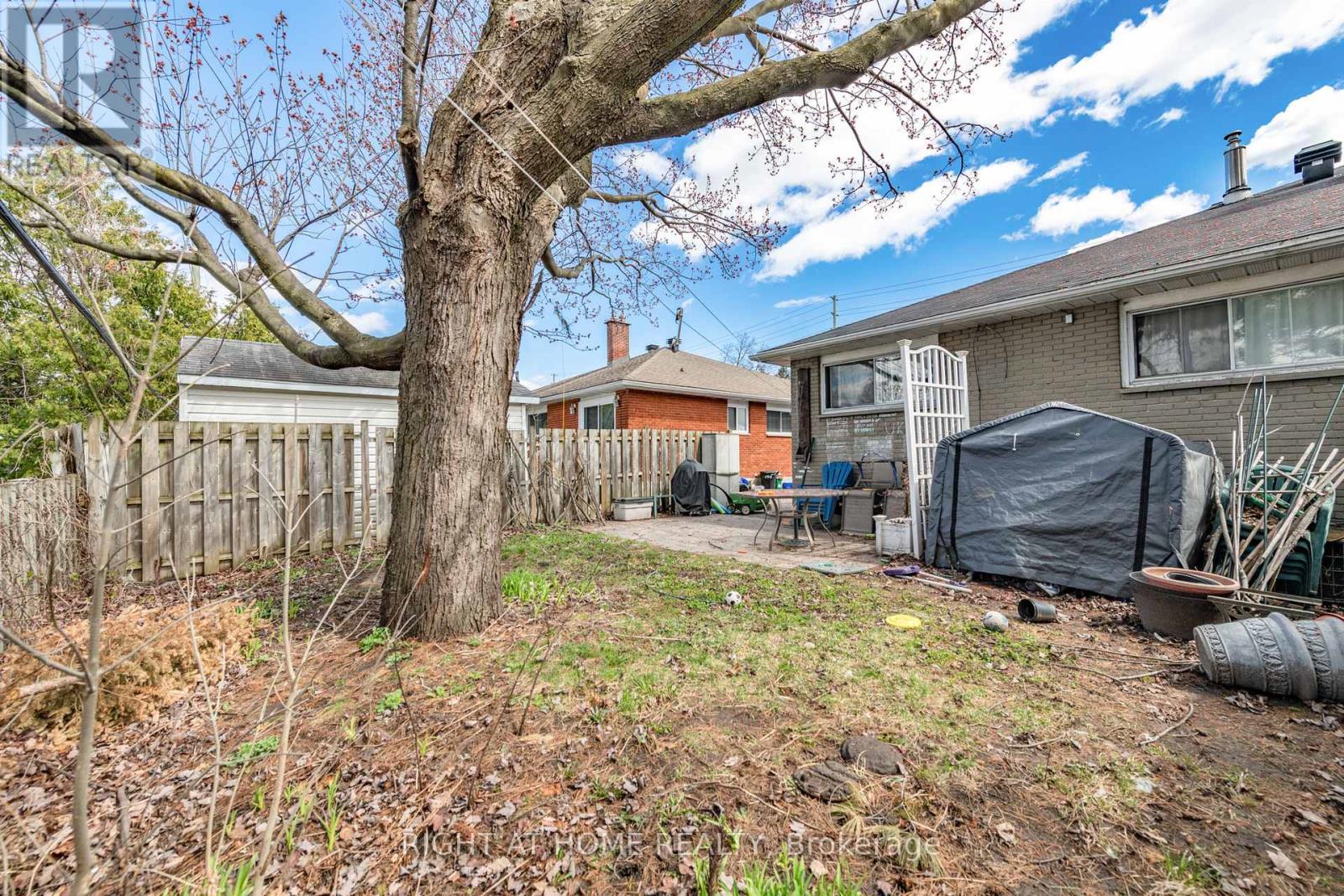 Photo 36 of 2421 Iris Street, Ottawa ON