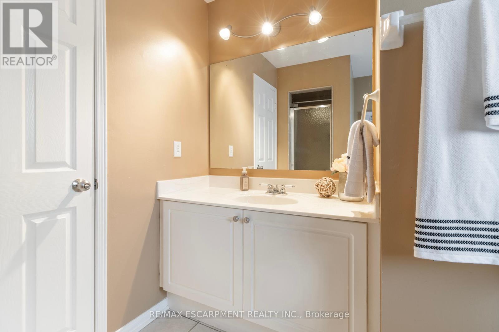 Photo 29 of 5414 Kinglet Avenue, Mississauga ON