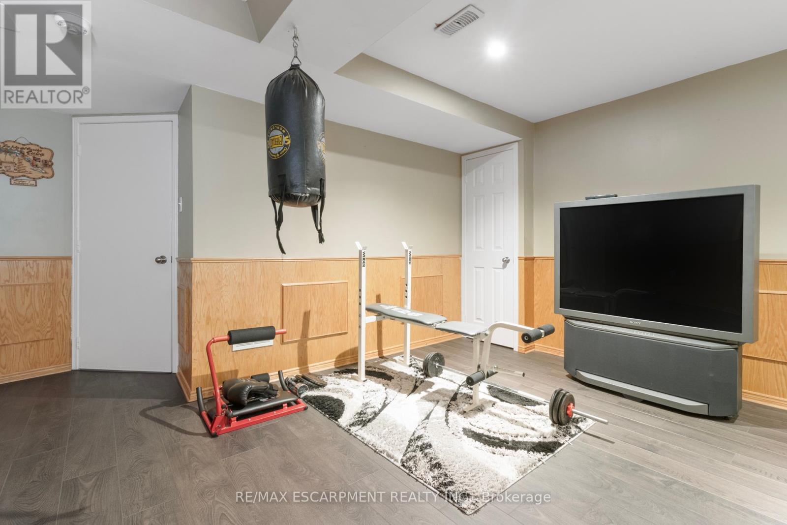 Photo 11 of 5414 Kinglet Avenue, Mississauga ON