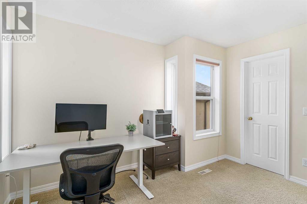 Single Family House for Sale in   Avenue SW Windsor Park Calgary 