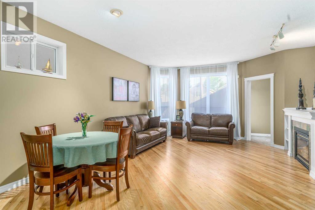 Single Family House for Sale in   Avenue SW Windsor Park Calgary 