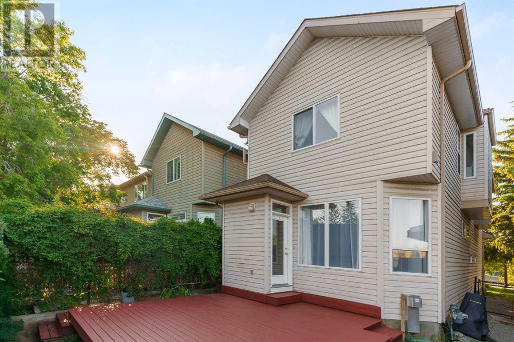 Single Family House for Sale in   Avenue SW Windsor Park Calgary 
