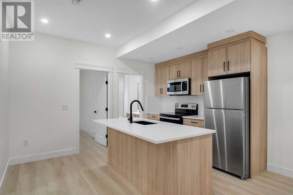 Single Family House for Sale in   Avenue NW Bowness Calgary 