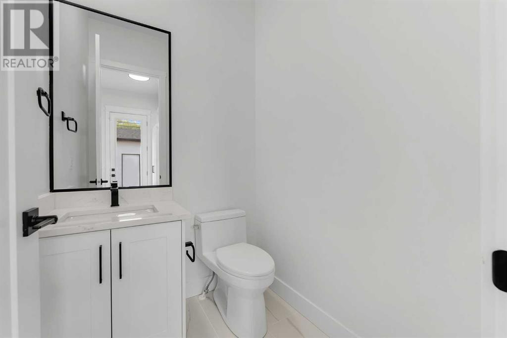 Single Family House for Sale in   Avenue NW Bowness Calgary 