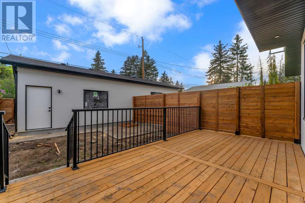 Single Family House for Sale in   Avenue NW Bowness Calgary 