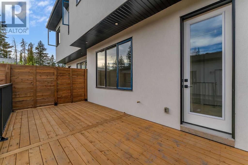 Single Family House for Sale in   Avenue NW Bowness Calgary 