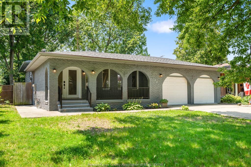 Photo 1 of 1361 Isabelle, Windsor ON