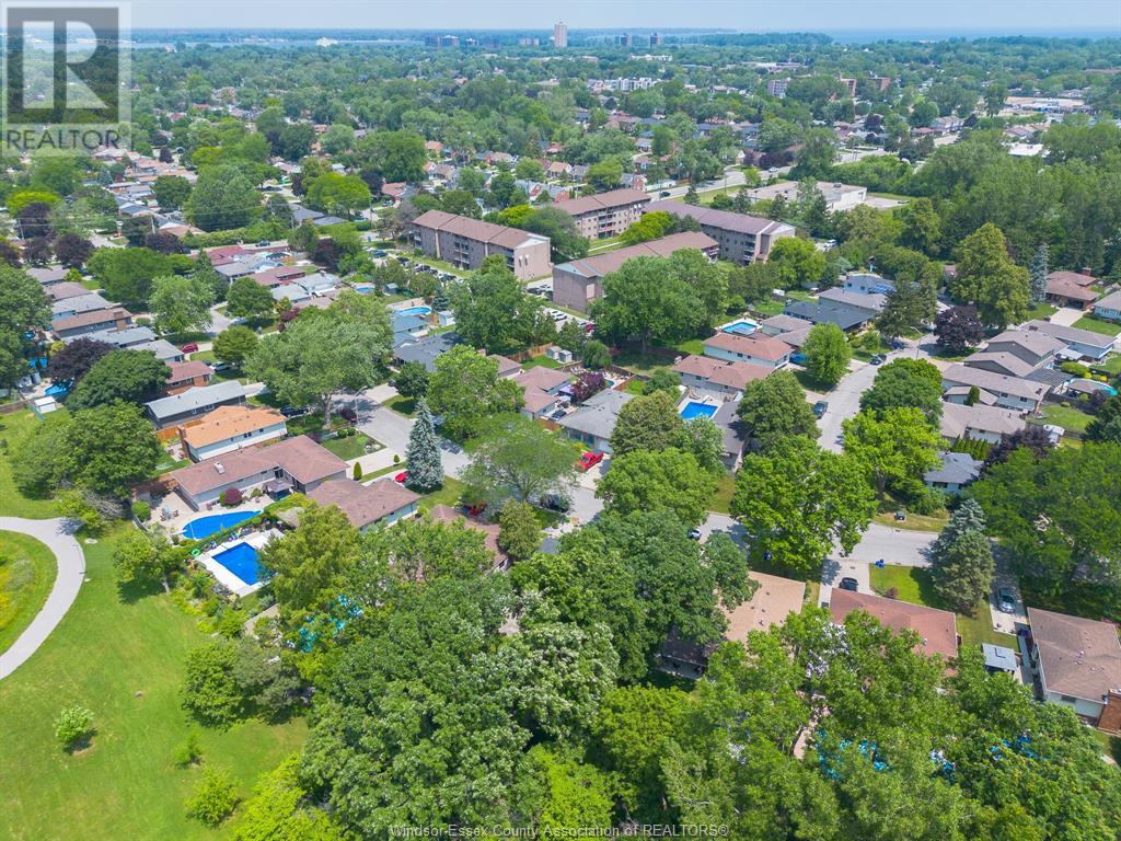 Photo 41 of 1361 Isabelle, Windsor ON