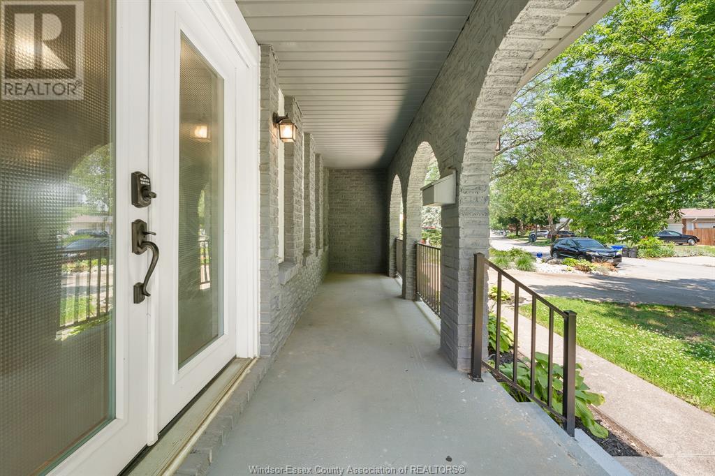 Photo 7 of 1361 Isabelle, Windsor ON