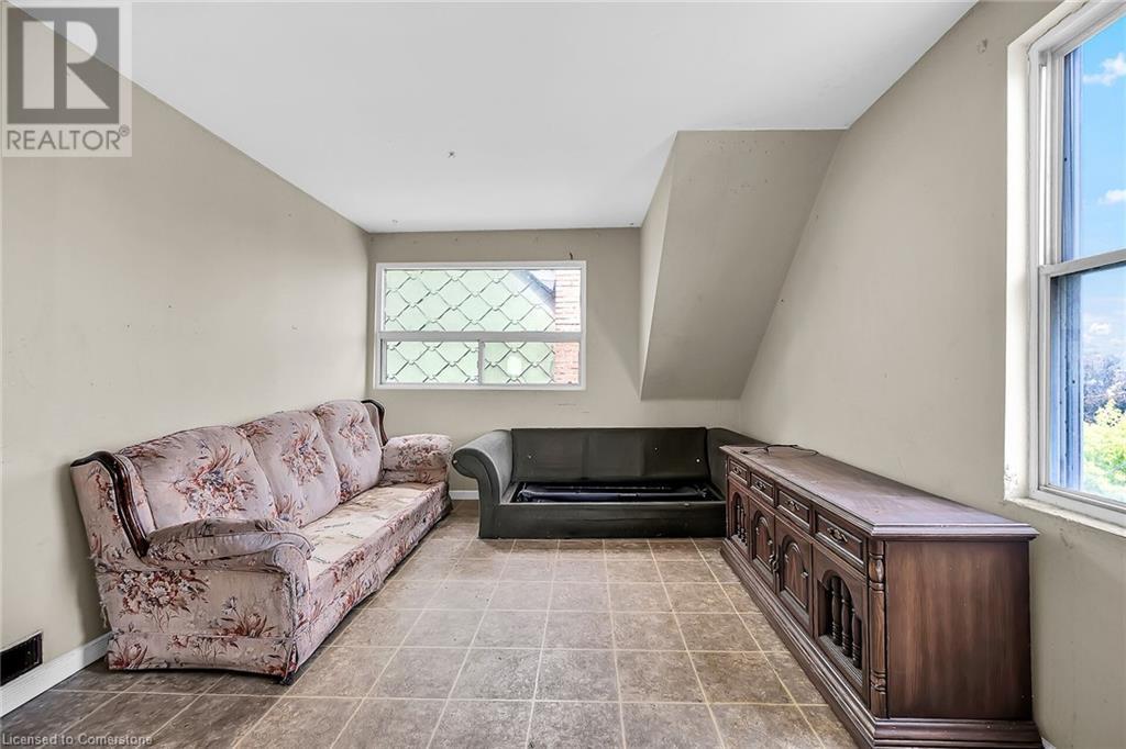 Photo 25 of 8 Morris Avenue, Hamilton ON