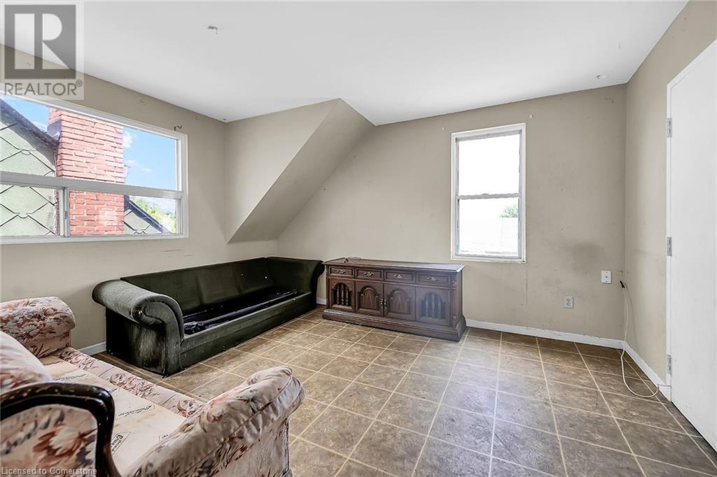 Photo 27 of 8 Morris Avenue, Hamilton ON