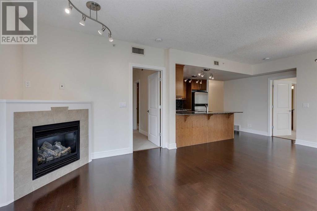 Single Family House for Sale in    Avenue SW Downtown Commercial Core Calgary 