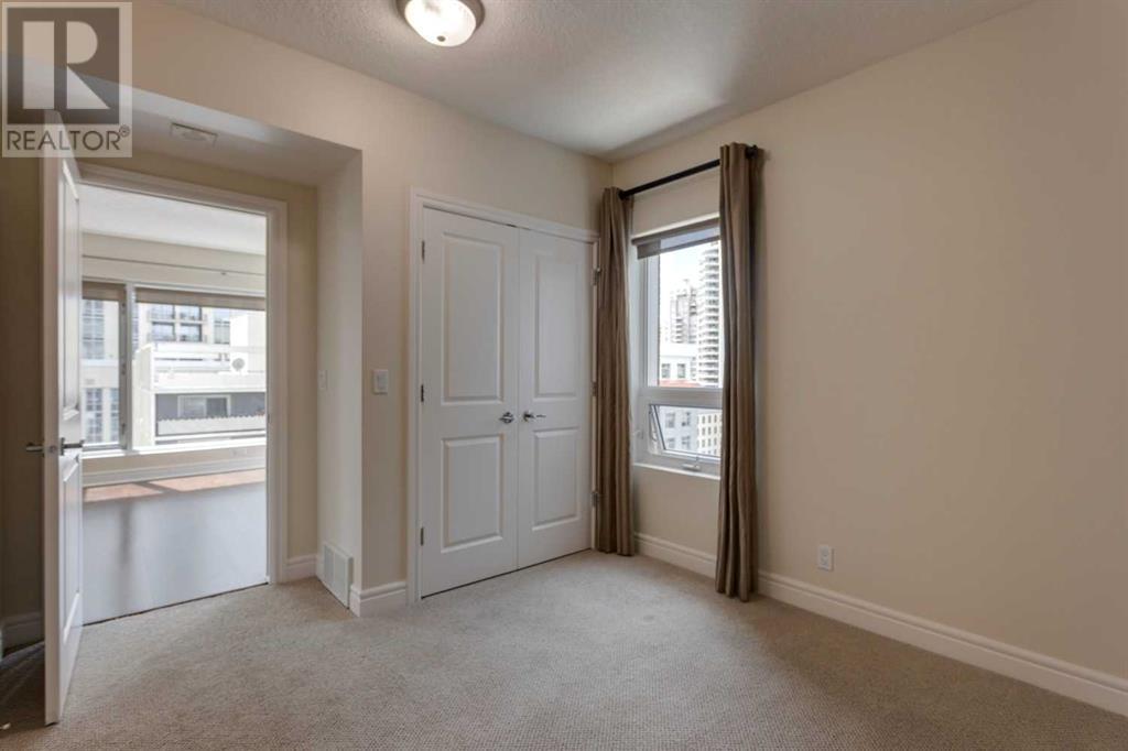Single Family House for Sale in    Avenue SW Downtown Commercial Core Calgary 