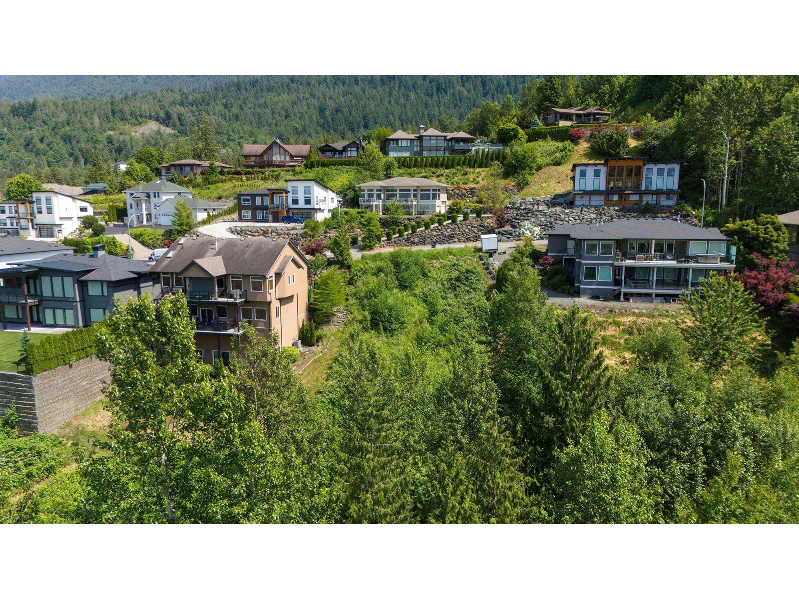 Photo 2 of 7287 Mount Thurston Drive Eastern Hillsides, Chilliwack BC