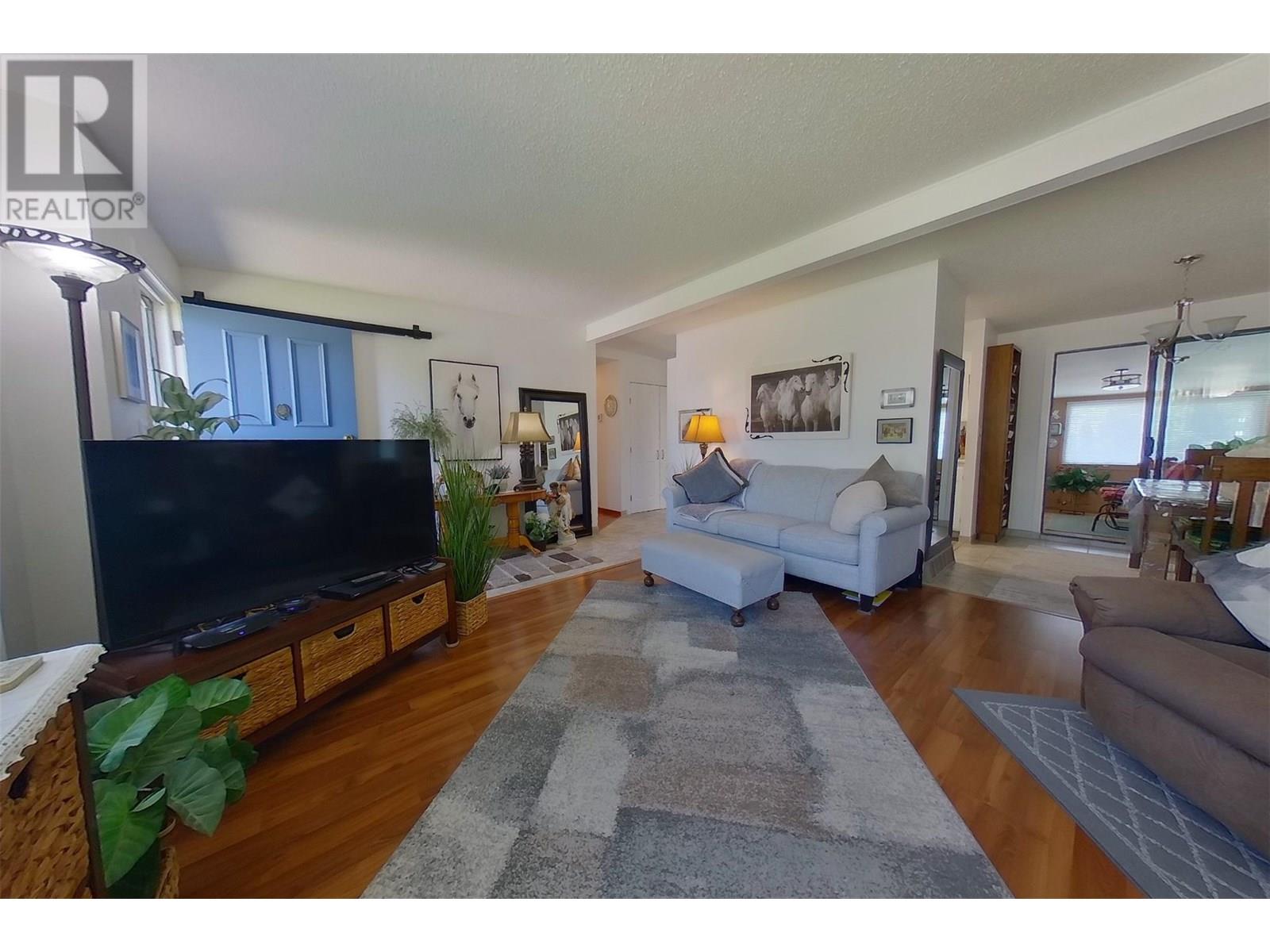 Photo 61 of 515 Canyon Street, Creston BC