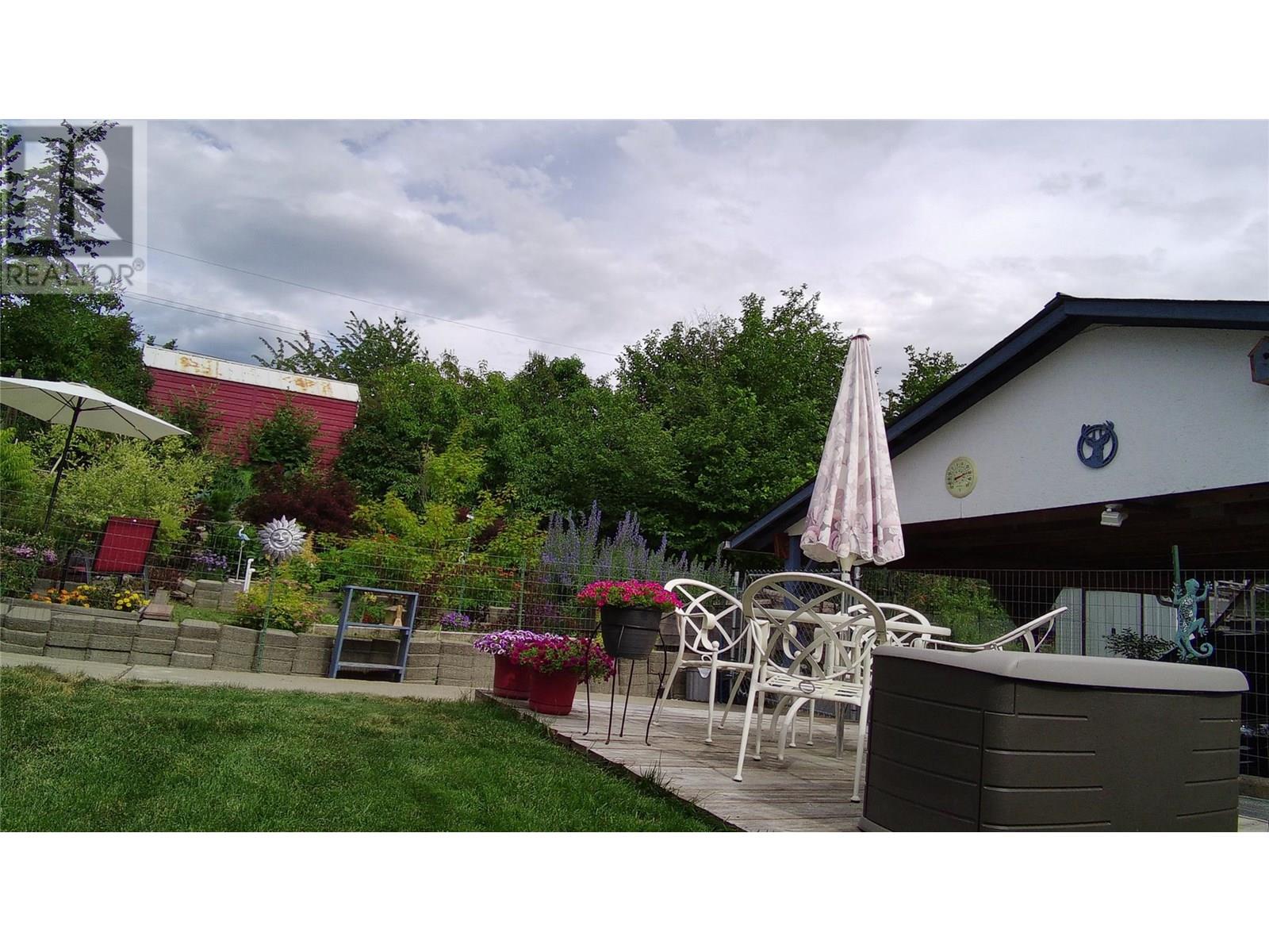 Photo 59 of 515 Canyon Street, Creston BC