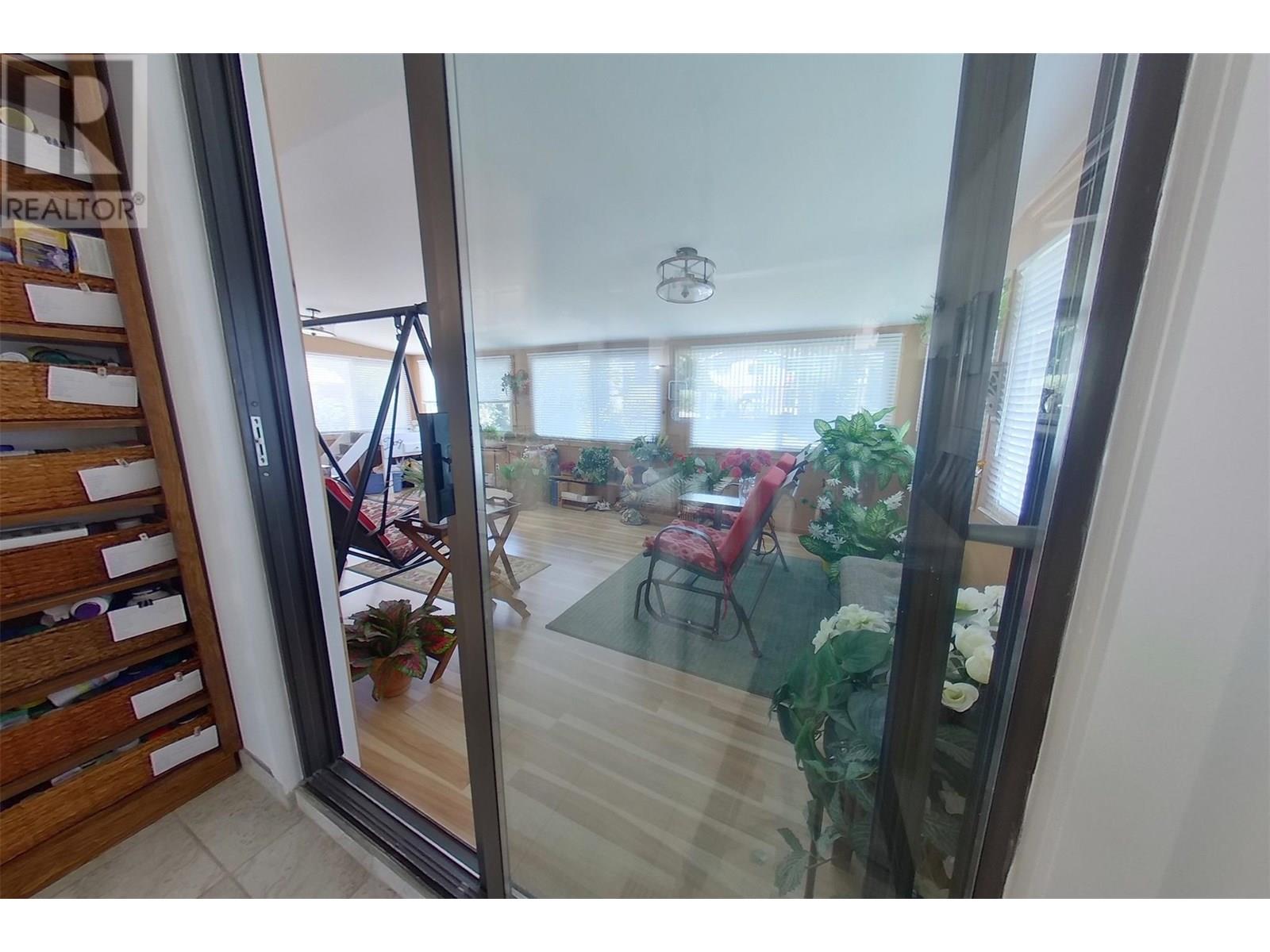 Photo 30 of 515 Canyon Street, Creston BC