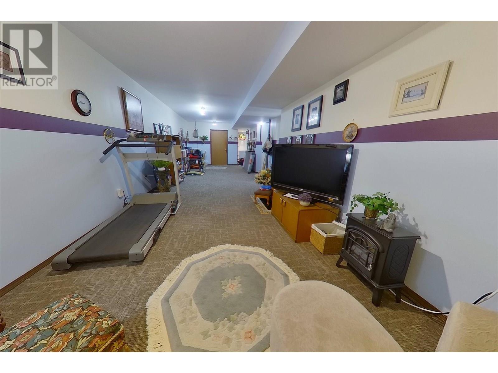 Photo 25 of 515 Canyon Street, Creston BC