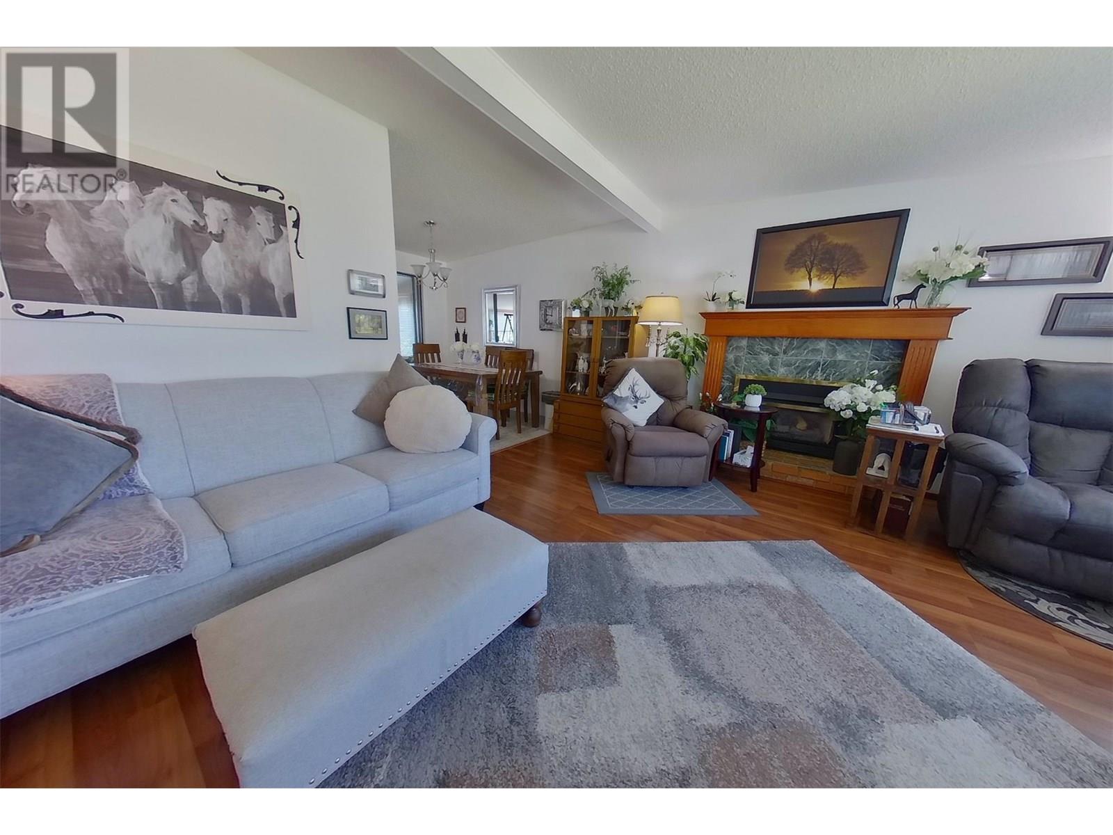 Photo 11 of 515 Canyon Street, Creston BC