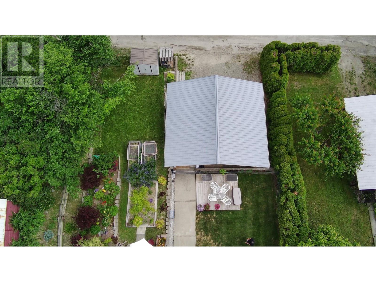 Photo 76 of 515 Canyon Street, Creston BC