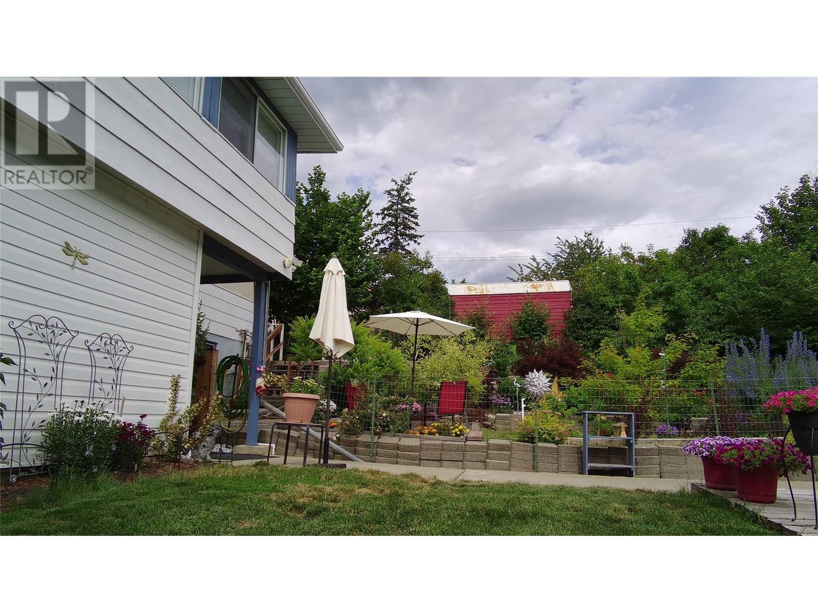 Photo 50 of 515 Canyon Street, Creston BC