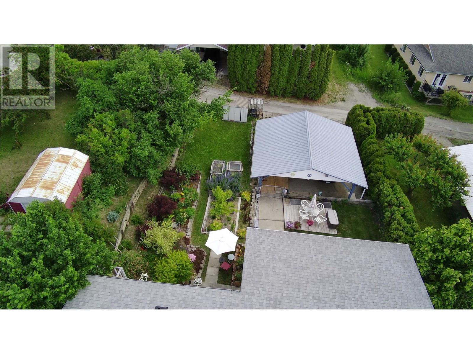 Photo 72 of 515 Canyon Street, Creston BC