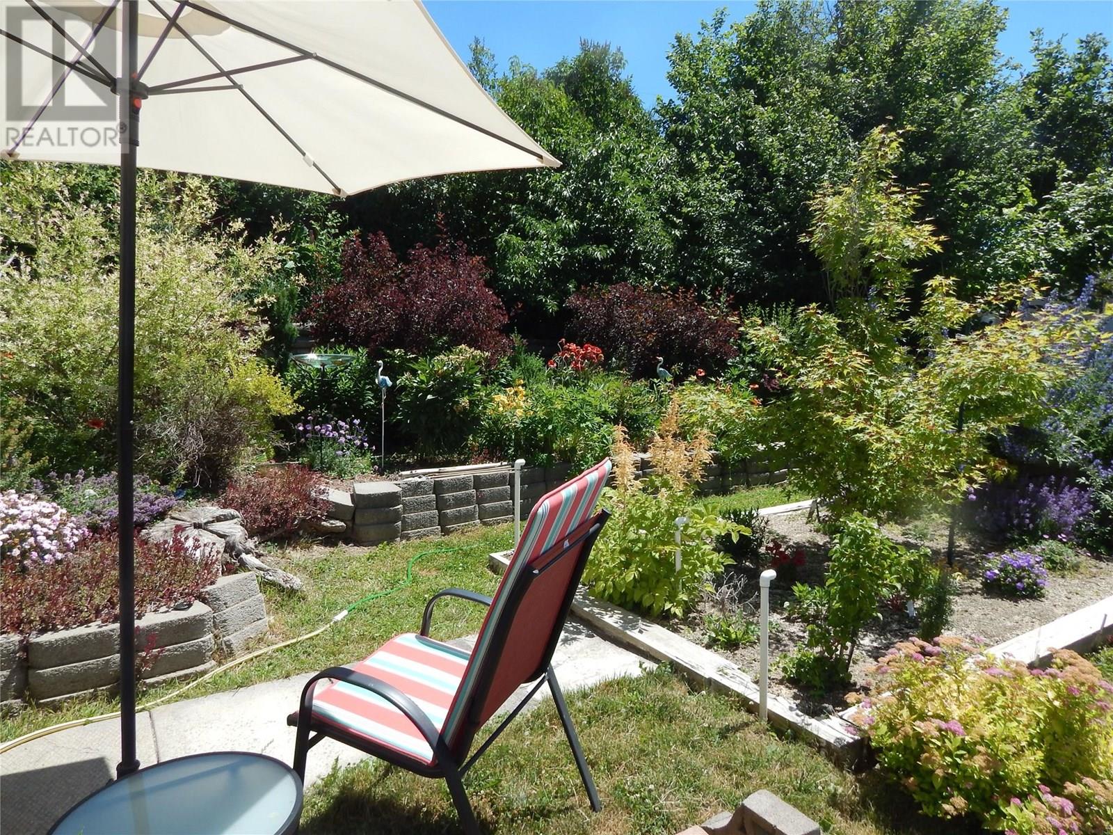 Photo 17 of 515 Canyon Street, Creston BC