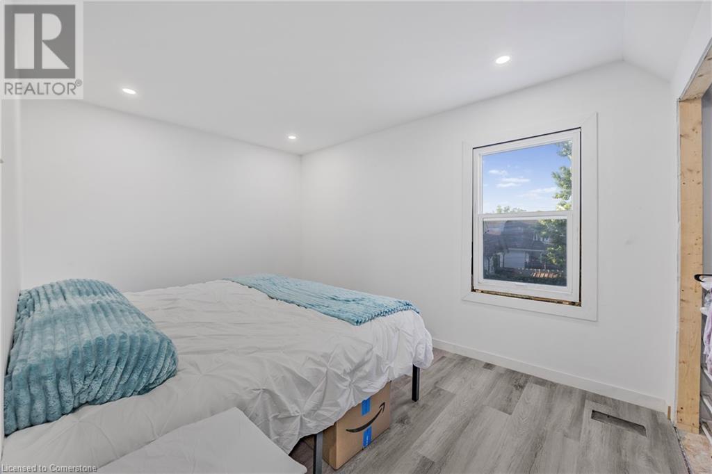 Photo 12 of 163 Britannia Avenue, Hamilton ON