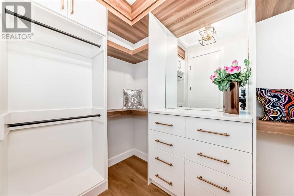 Single Family House for Sale in   Street SW Shaganappi Calgary 