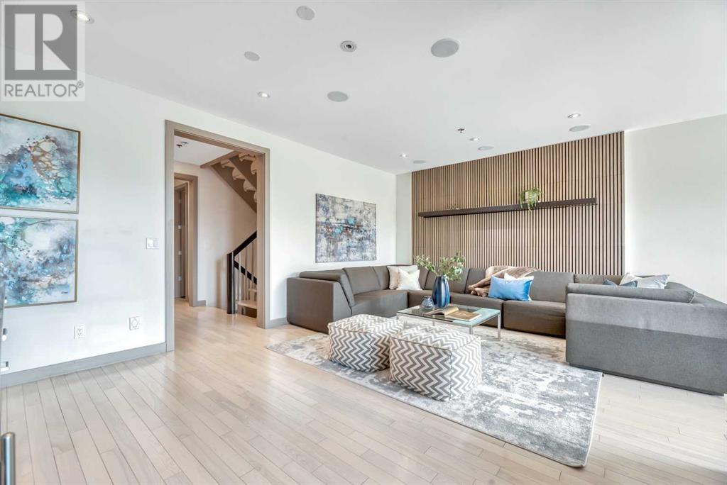 Single Family House for Sale in  Aspen Meadows Hill SW Aspen Woods Calgary 