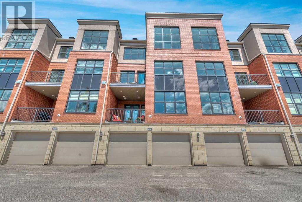 Single Family House for Sale in  Aspen Meadows Hill SW Aspen Woods Calgary 