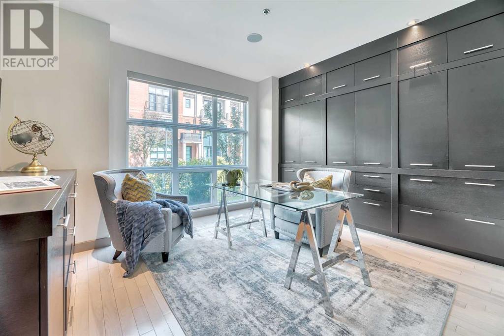 Single Family House for Sale in  Aspen Meadows Hill SW Aspen Woods Calgary 