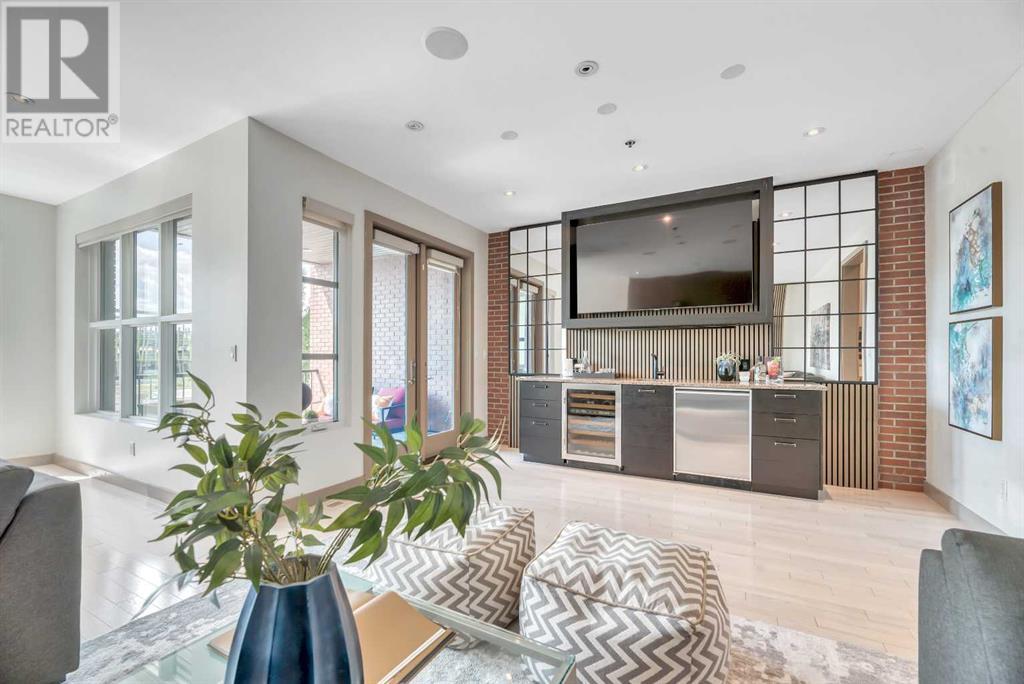 Single Family House for Sale in  Aspen Meadows Hill SW Aspen Woods Calgary 