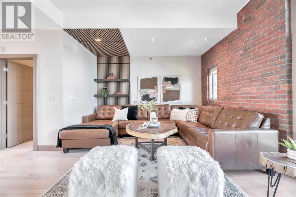 Single Family House for Sale in  Aspen Meadows Hill SW Aspen Woods Calgary 