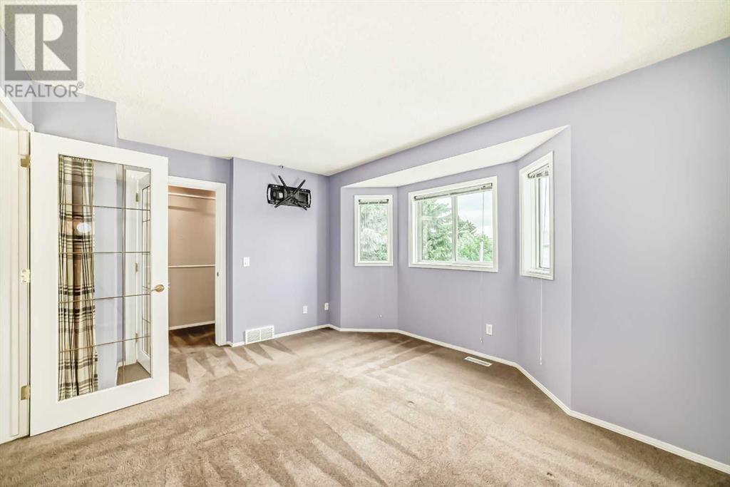 Single Family House for Sale in  Coverdale Way NE Coventry Hills Calgary 