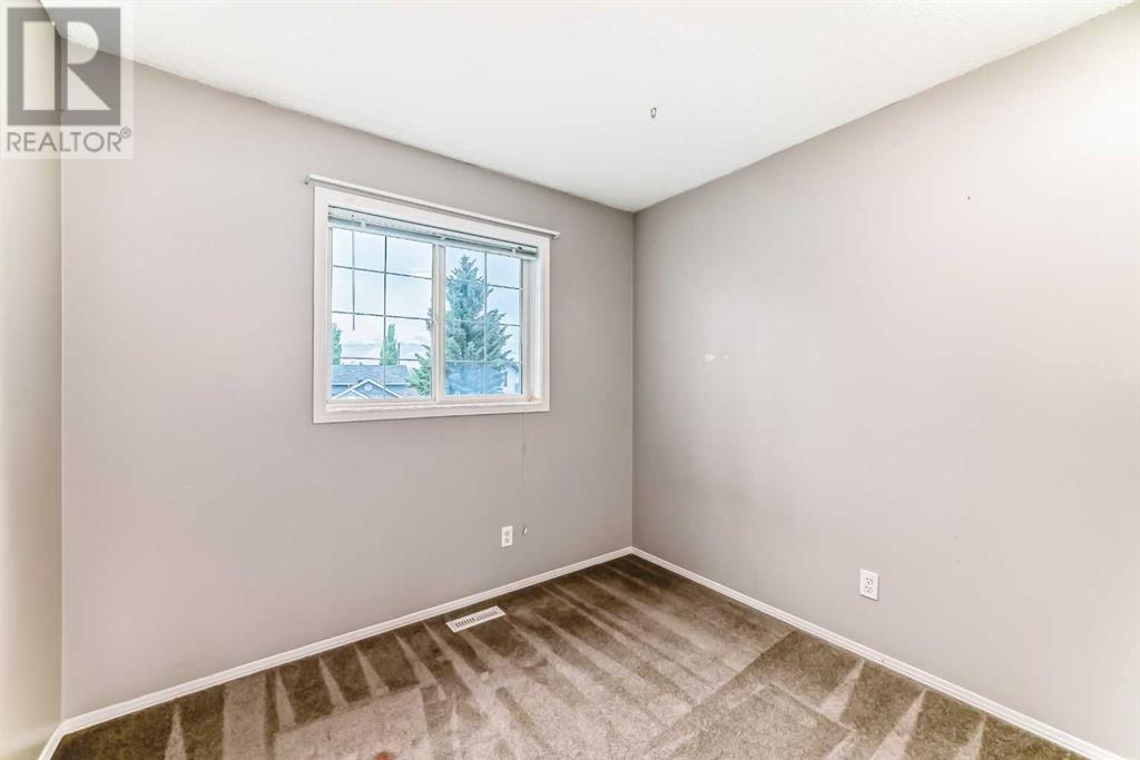 Single Family House for Sale in  Coverdale Way NE Coventry Hills Calgary 