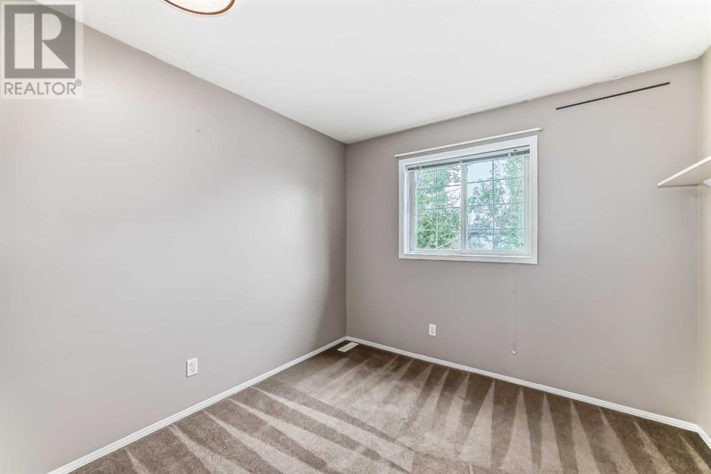 Single Family House for Sale in  Coverdale Way NE Coventry Hills Calgary 