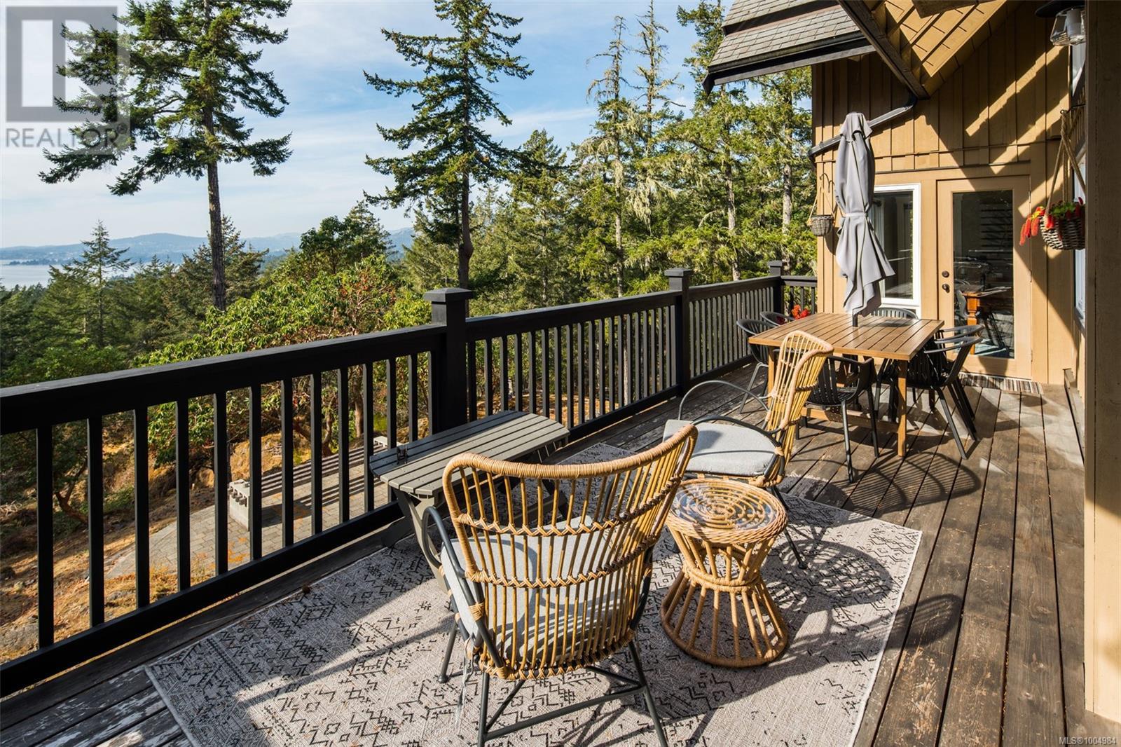 Photo 7 of 4920 Nagle Rd, Sooke BC