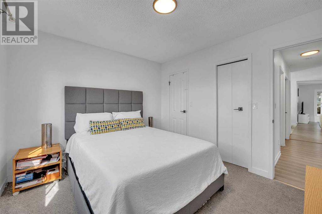 Single Family House Bi-level for Sale in  Taraglen Road NE Taradale Calgary 