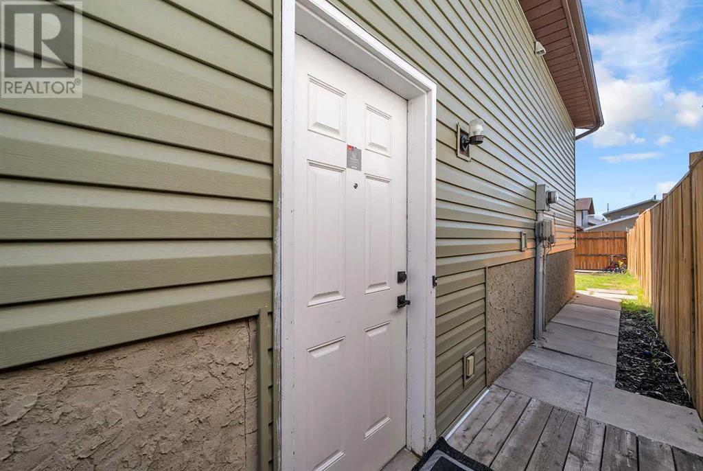 Single Family House Bi-level for Sale in  Taraglen Road NE Taradale Calgary 