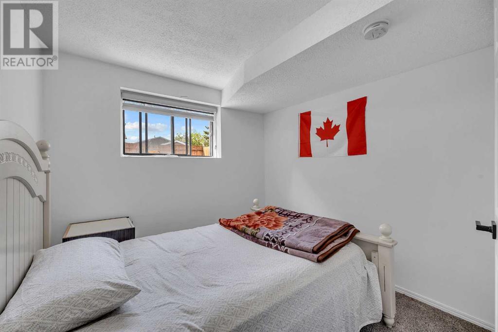 Single Family House Bi-level for Sale in  Taraglen Road NE Taradale Calgary 